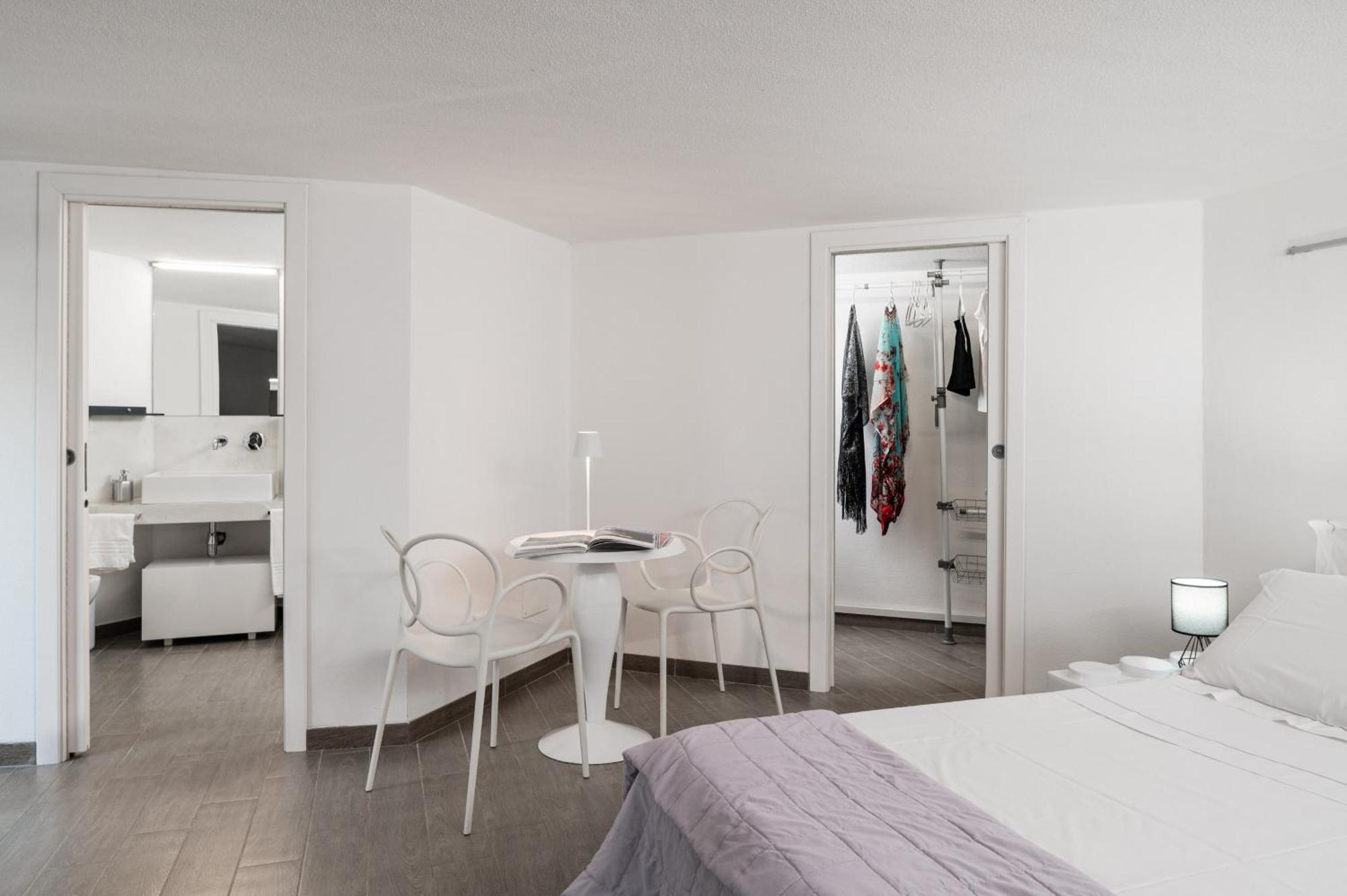Wlofts 11, 12 & 14 By Klodge Olbia Bagian luar foto